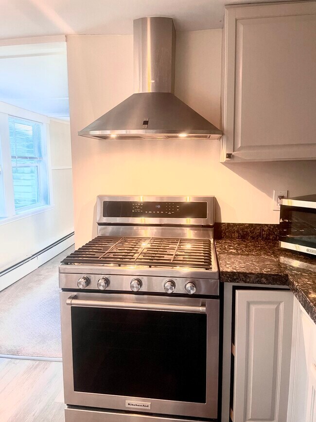 Foto del edificio - 83 Marvin Rd