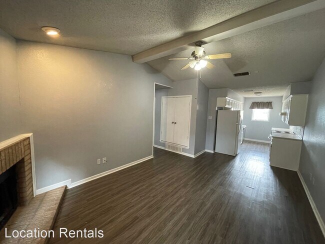Foto del edificio - 2 br, 2 bath House - 129 Troy Avenue