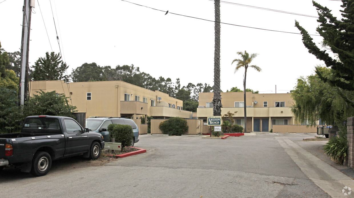 Building Photo - Lagoon Beach Apartments