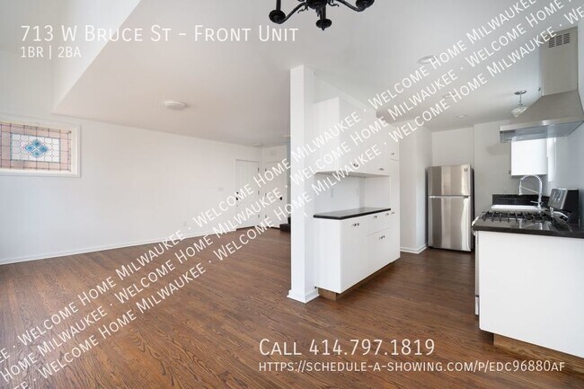 Building Photo - Discover your refuge in the heart of Walke...