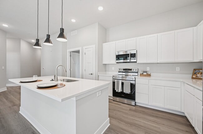 Building Photo - Tiffany Flats