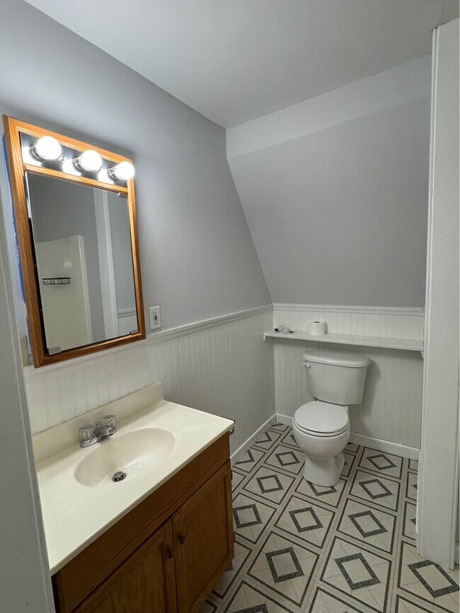 Foto del edificio - 49 Glenwood Ave