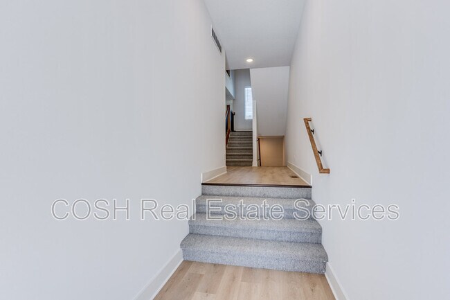 Foto del edificio - 8449 W 37th Ct N