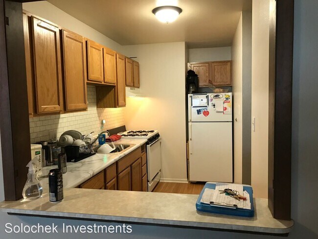 Foto del edificio - 2637 N Frederick Ave