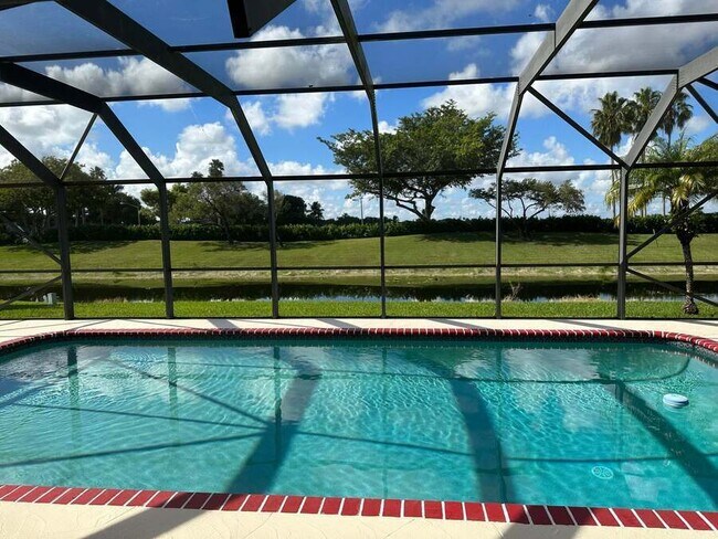 Building Photo - 11600 Island Lakes Ln