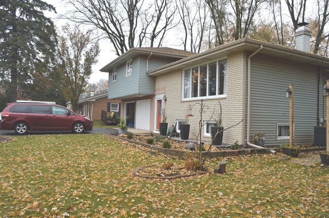 Building Photo - 16431 Mayleon Dr