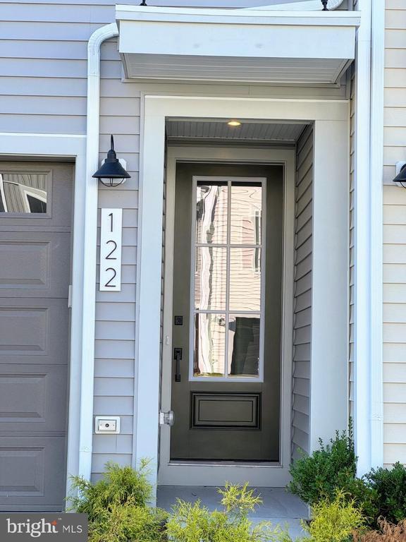 Building Photo - 122 Galaxy Pl