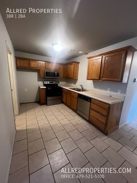 Building Photo - 1673 Evalyn Cir