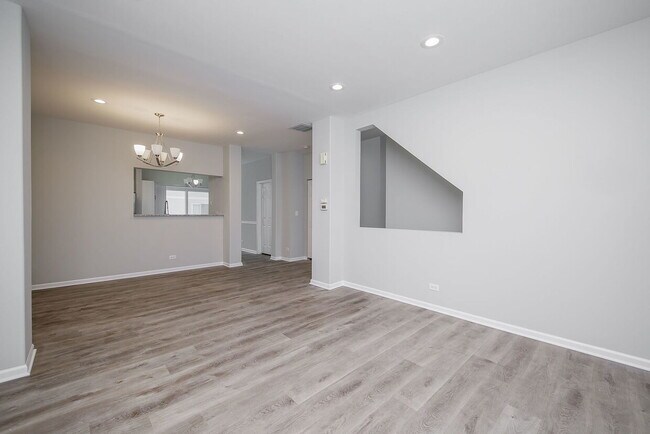 Building Photo - 9497 Harrison St