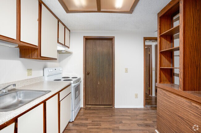 1 dormitorio, 1 baño - 676 pies cuadrados - Cocina - Poplar Springs Apartments