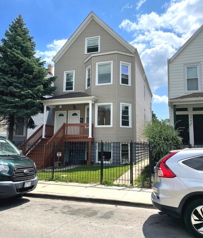 Foto del edificio - 2947 N Lawndale Ave