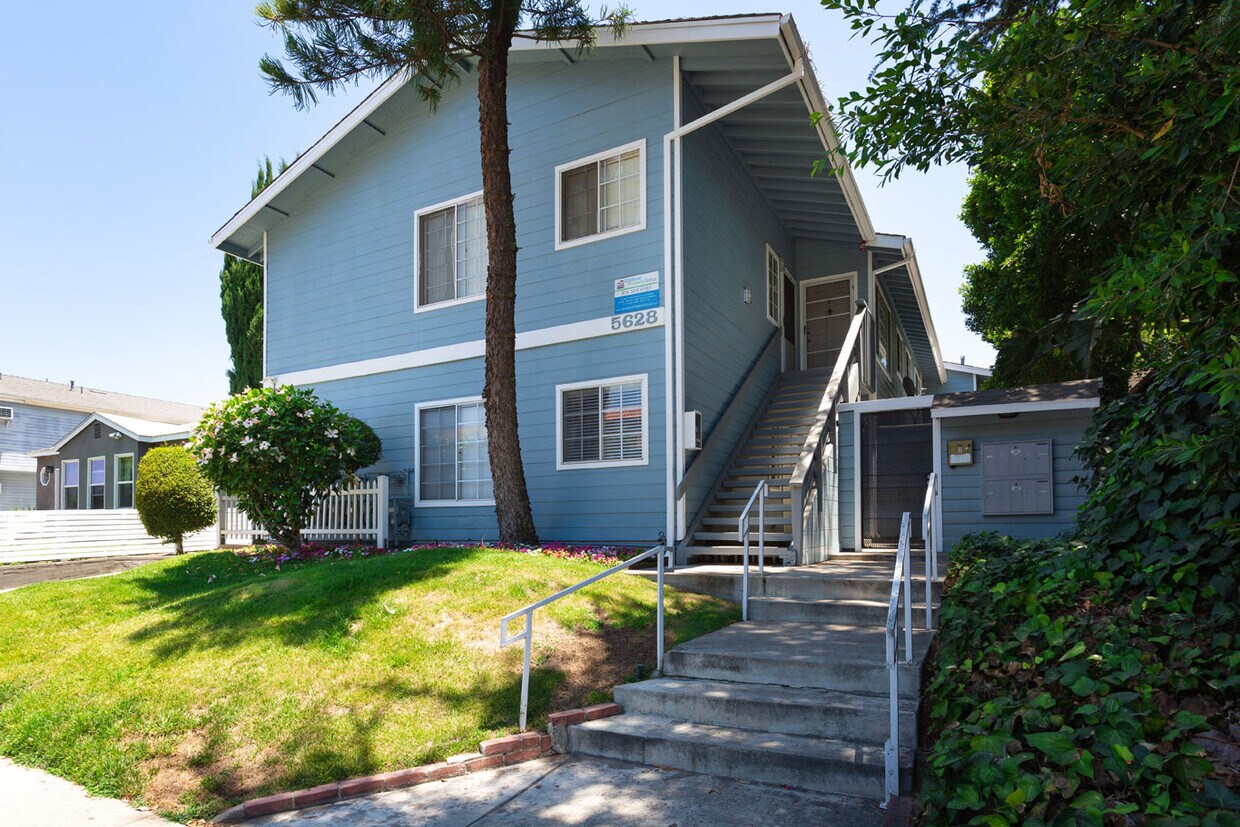 Primary Photo - 5628 Colfax Ave