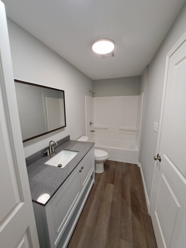 Building Photo - 1211 Grout St