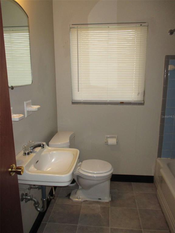 Building Photo - 1248 Woodland Ave