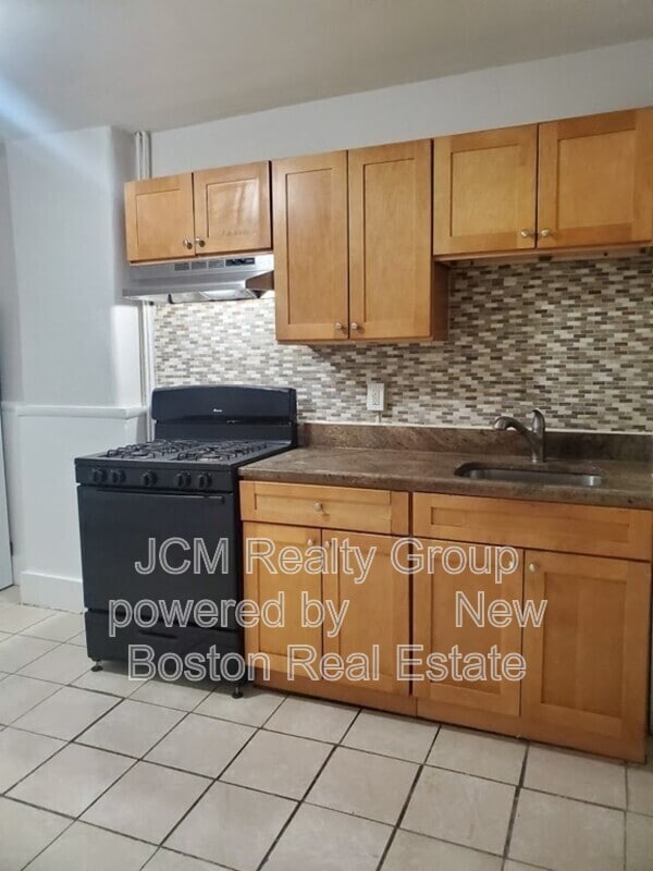 Photo - 182 Walnut Ave Apartment