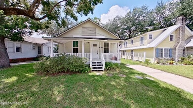 Building Photo - 1844 Thacker Ave