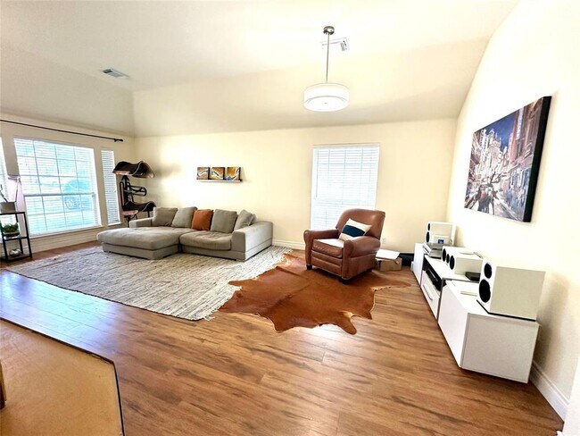 Foto del edificio - 15818 Hamden Cir