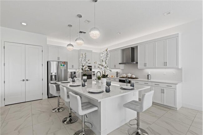 Building Photo - 12884 Wingspan Ct