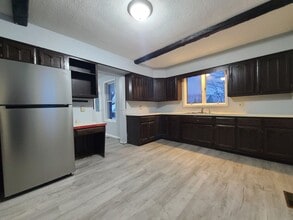 Building Photo - 7808 Stevensville-Baroda Rd