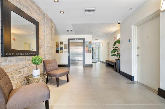 Foto del edificio - 3329 Virginia st