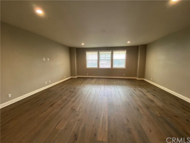 Building Photo - 4137 Duke Dr