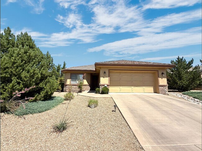 Foto del edificio - Beautiful home in Prescott Lakes