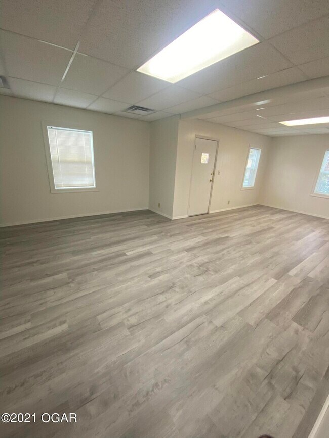 Foto del edificio - 1801 S Jackson Ave