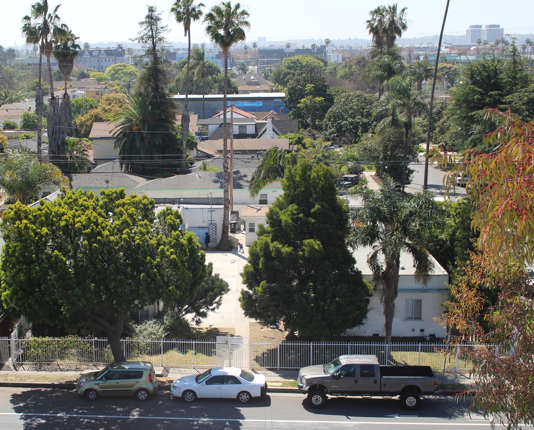 Primary Photo - 1604 Venice Blvd