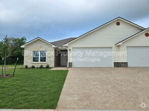 Building Photo - 125 Windmill Wy