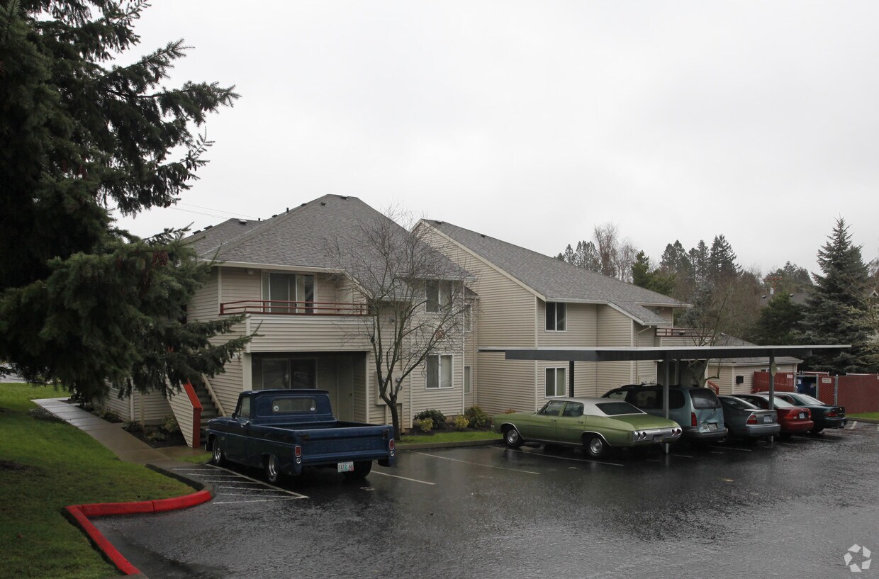 Building Photo - Garden Home Crossing