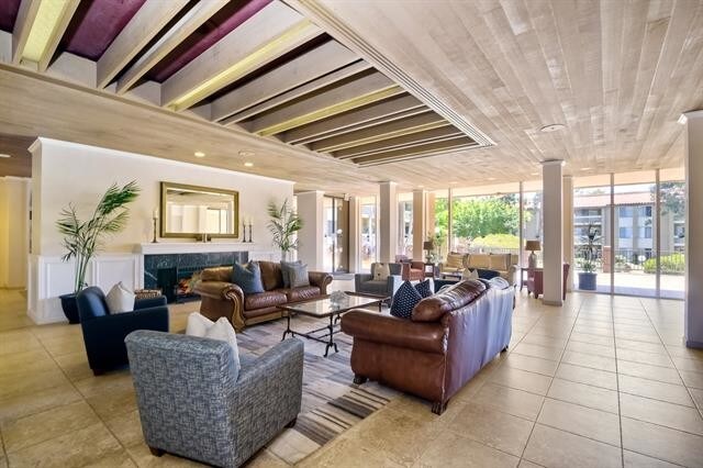 Foto del edificio - 4600 Lamont St