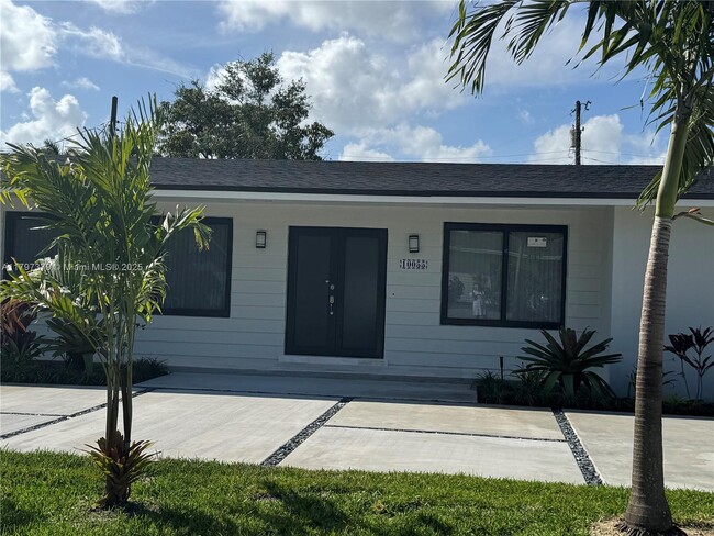 Foto del edificio - 10055 SW 135th St