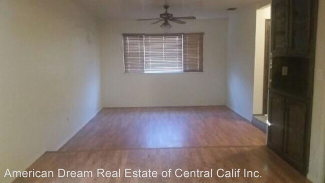 Building Photo - 3 br, 2 bath House - 915 E. Hanford-Armona...