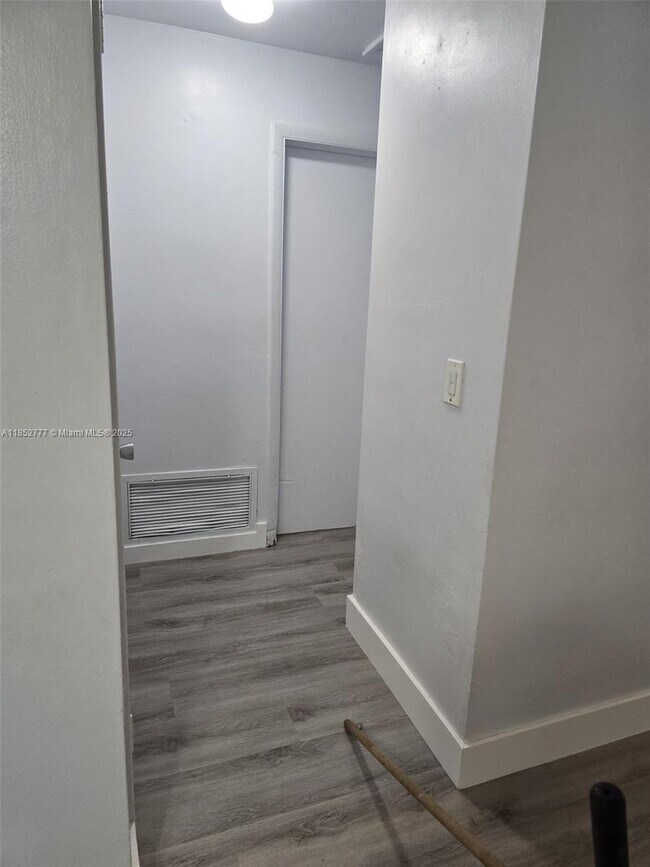 Foto del edificio - 5189 SW 95th Ave