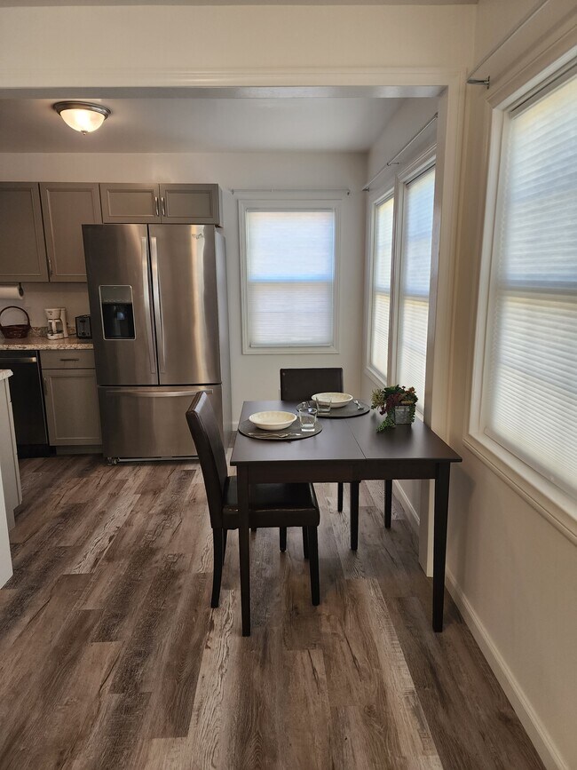 Diningroom - 44819 Fern Ave