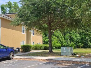 Building Photo - 6965 Ortega Woods Dr