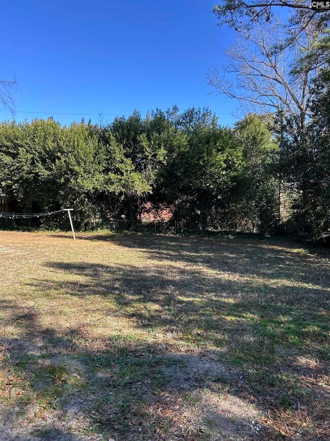 Foto del edificio - 2327 Laurie St