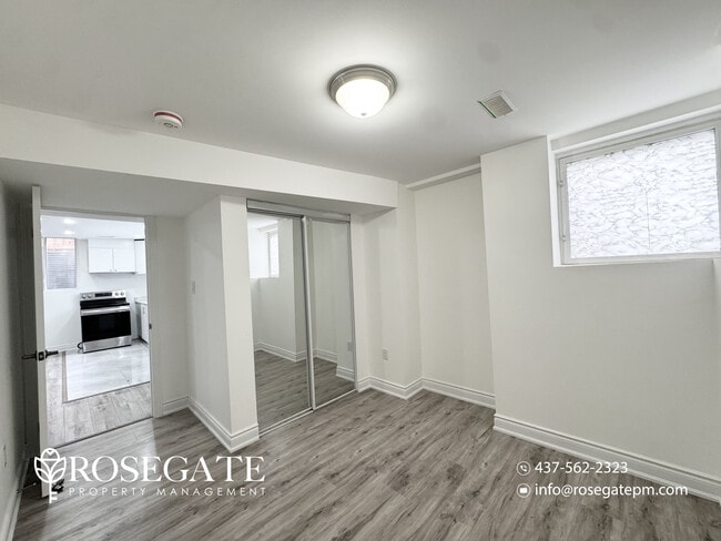 Building Photo - Modern 2-Bedroom Basement Apartment with In-Unit Laundry – Brampton
