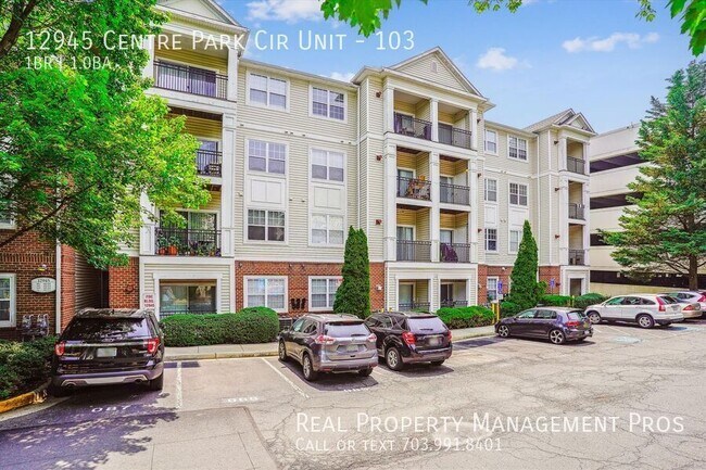 Building Photo - 12945 Centre Park Cir