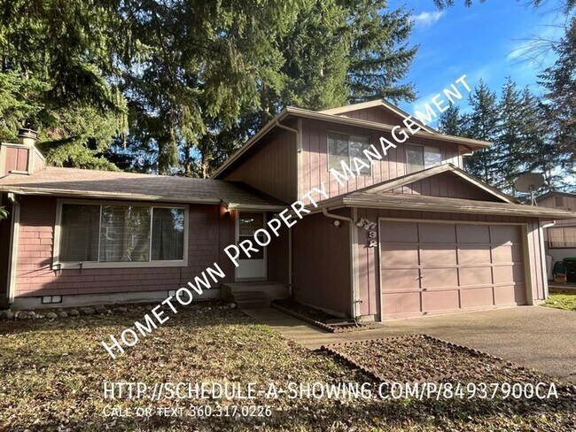 Building Photo - Tri-Level Home with Private Backyard-Avail...