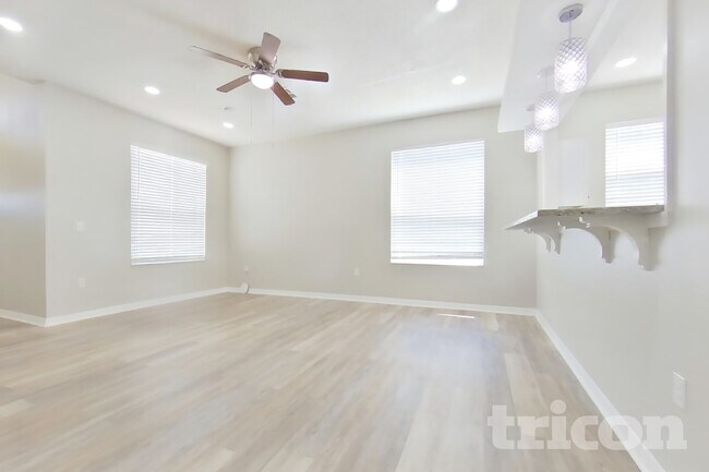 Foto del edificio - 408 Idlewild Ave
