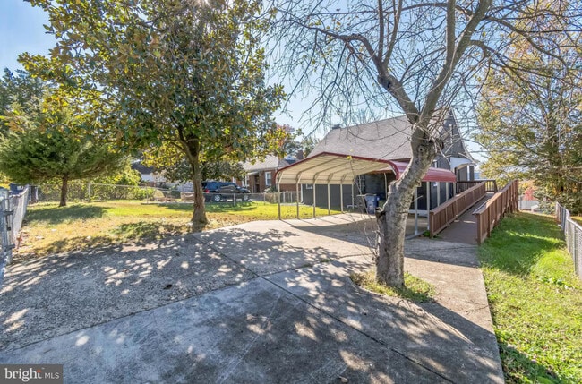 Building Photo - 5808 Black Hawk Dr