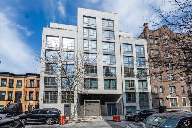 Building Photo - The Benny