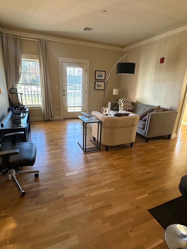 Foto del edificio - 54 Loomis St