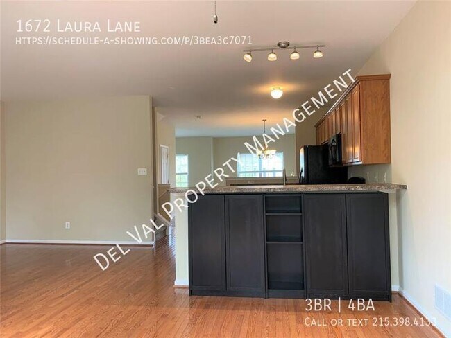 Building Photo - 1672 Laura Ln