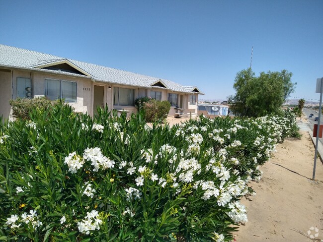 Building Photo - 5228 Adobe Rd