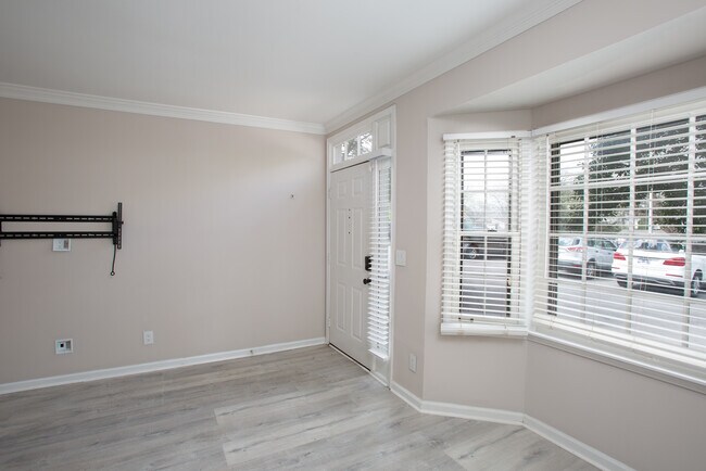 Building Photo - 1605 Deford Bailey Ave