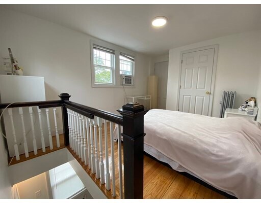 Foto del edificio - 18 Grandview Ave
