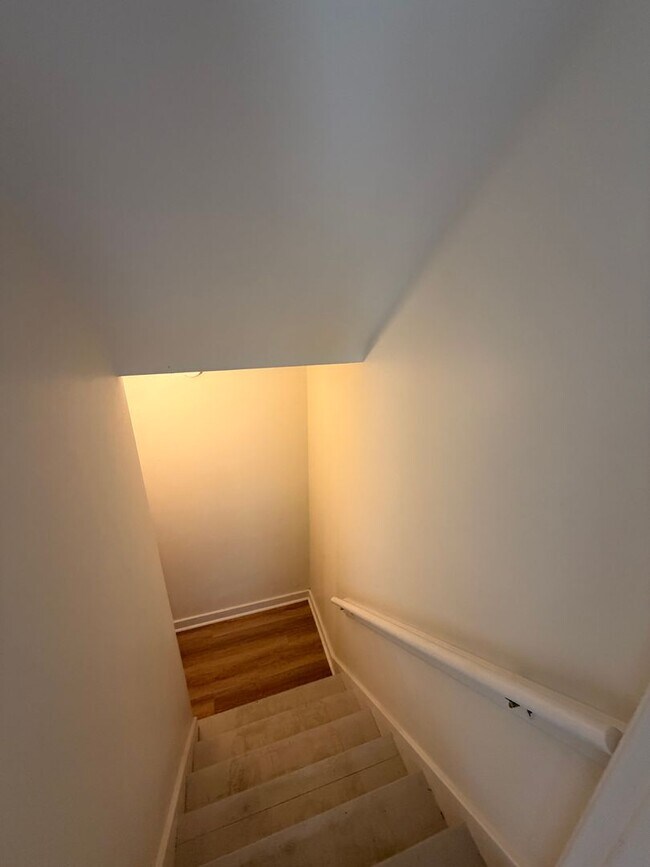 Foto del edificio - 1439 Nightingale Rd