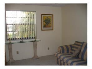 Building Photo - 15880 SW 3rd Ct